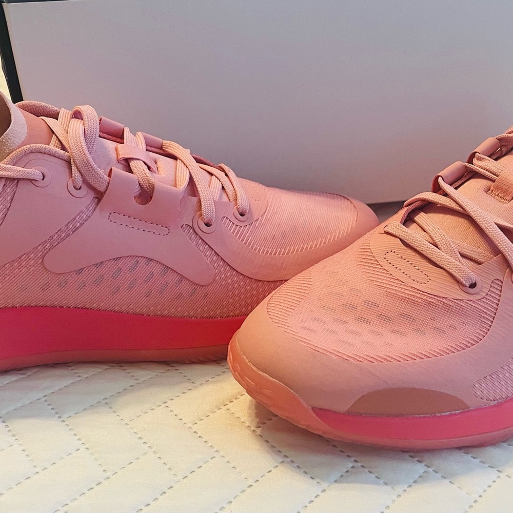 Lululemon Strongfeel Train Women’s  Pink Tennis Shoes 10 1/2 Running